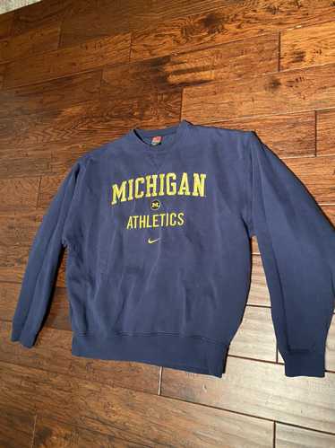 Nike Vintage Michigan Crew Neck