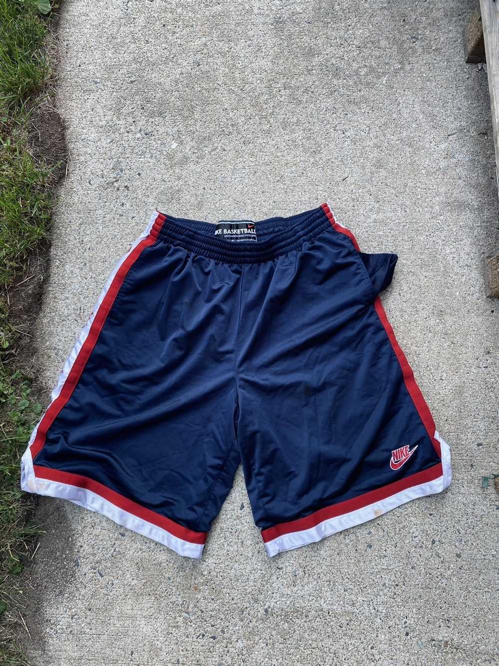 Nike × Vintage Vintage Nike Basketball Shorts Y2K - image 6