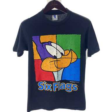 Vintage ROAD RUNNER x Six Flags T-shirt S Vintage… - image 1