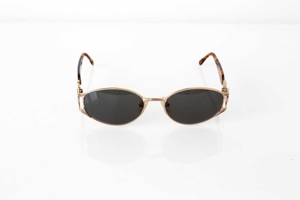 Fendi 90s Tortoise and Gold Frame Sunglasses - image 3