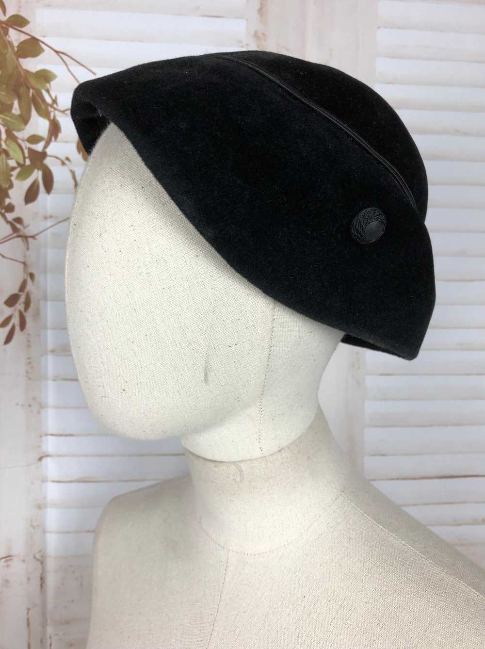 Original Late 1950s 50s Vintage Black Velvet Hat - image 6