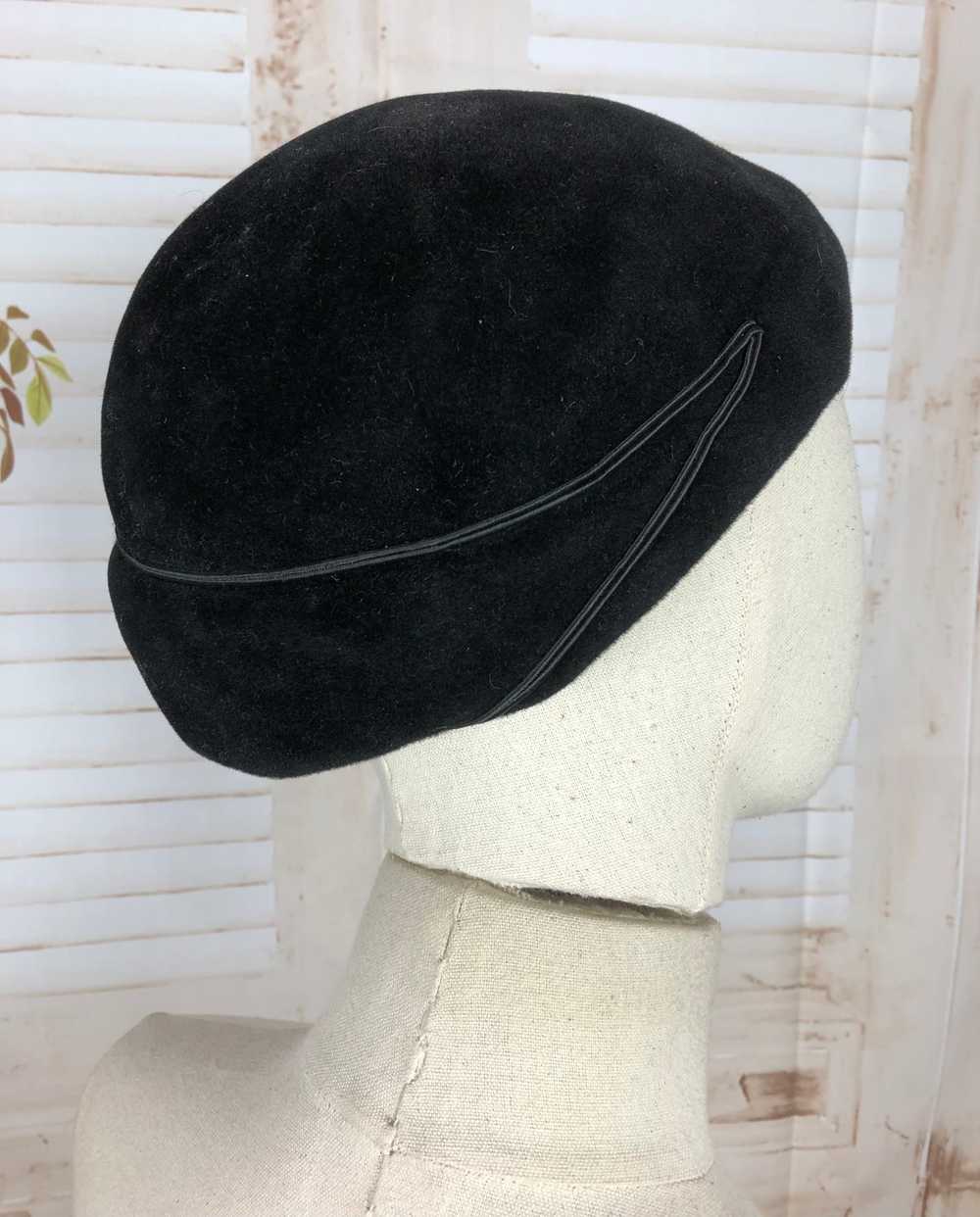 Original Late 1950s 50s Vintage Black Velvet Hat - image 7