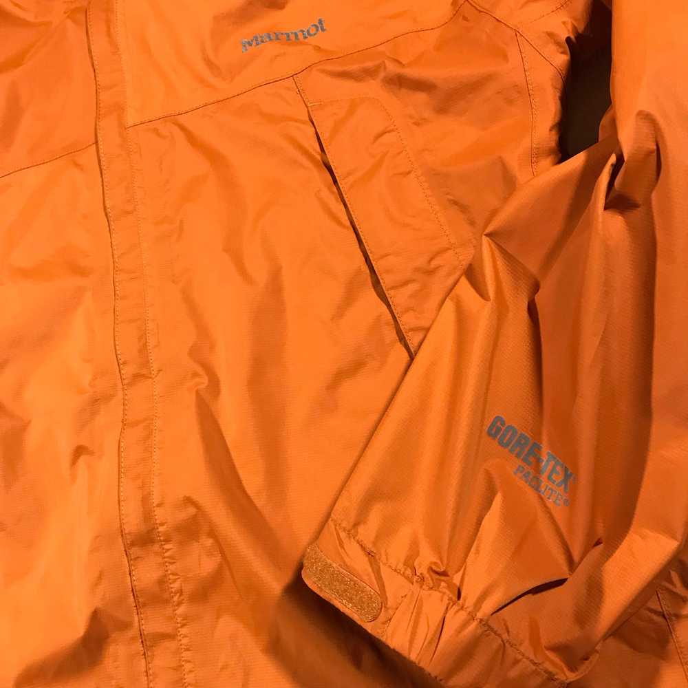 Marmot light weight goretex jacket. large - image 3