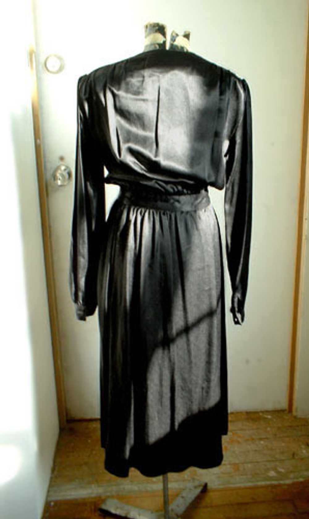 Pierre Cardin wrap dress - image 3