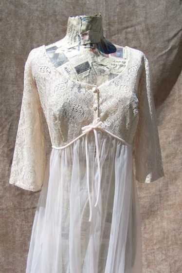Lisette peignoir robe - image 1