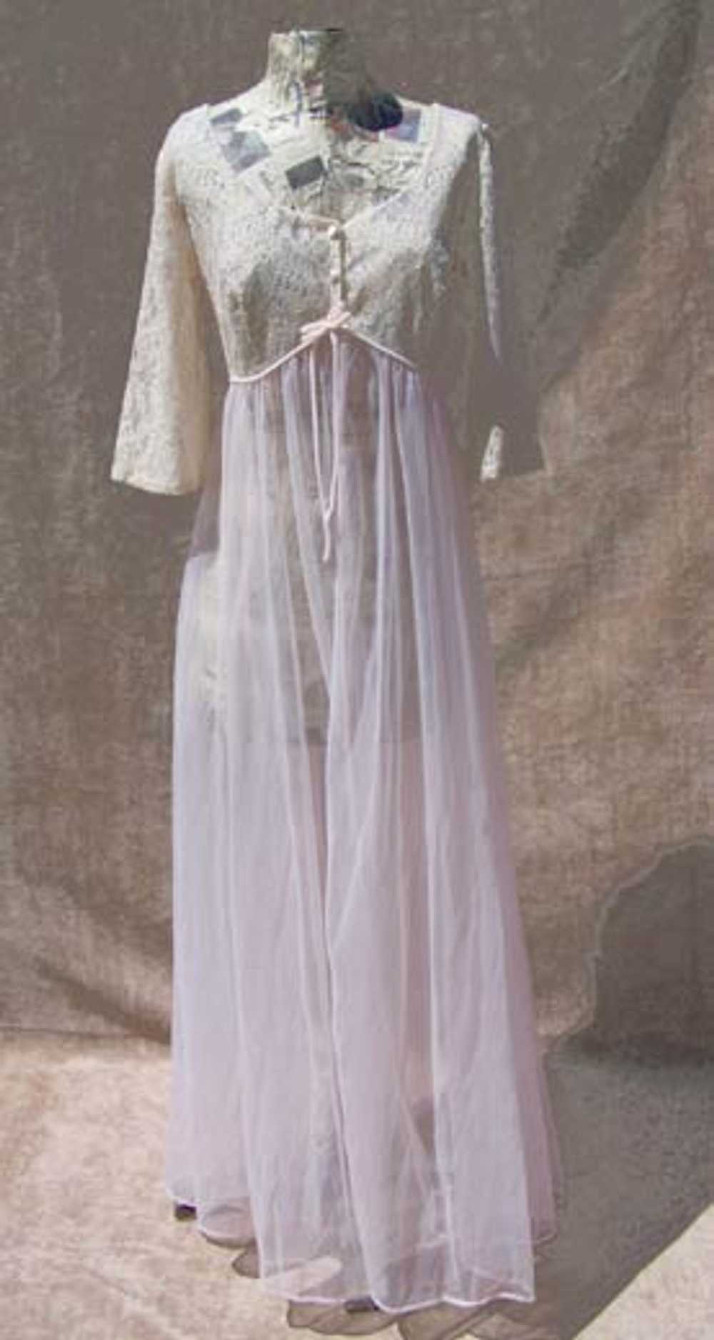 Lisette peignoir robe - image 6