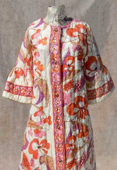 Quilted floral robe