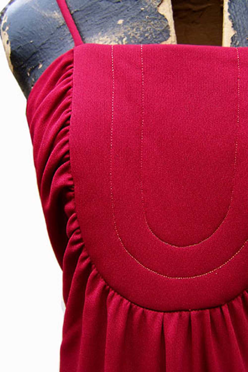 Cranberry trapunto gown - image 4