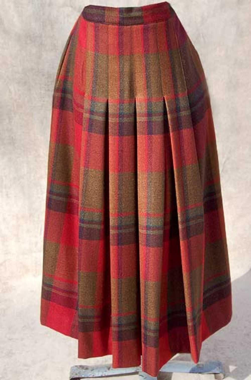 Perry Ellis plaid skirt NWT - image 1