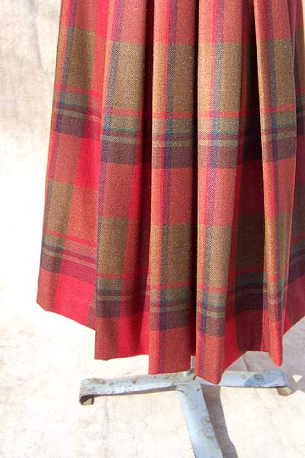 Perry Ellis plaid skirt NWT - image 3