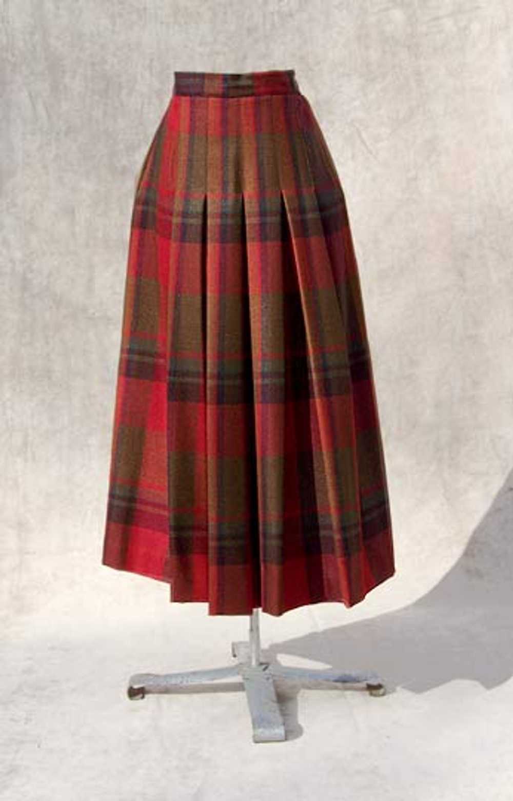 Perry Ellis plaid skirt NWT - image 8