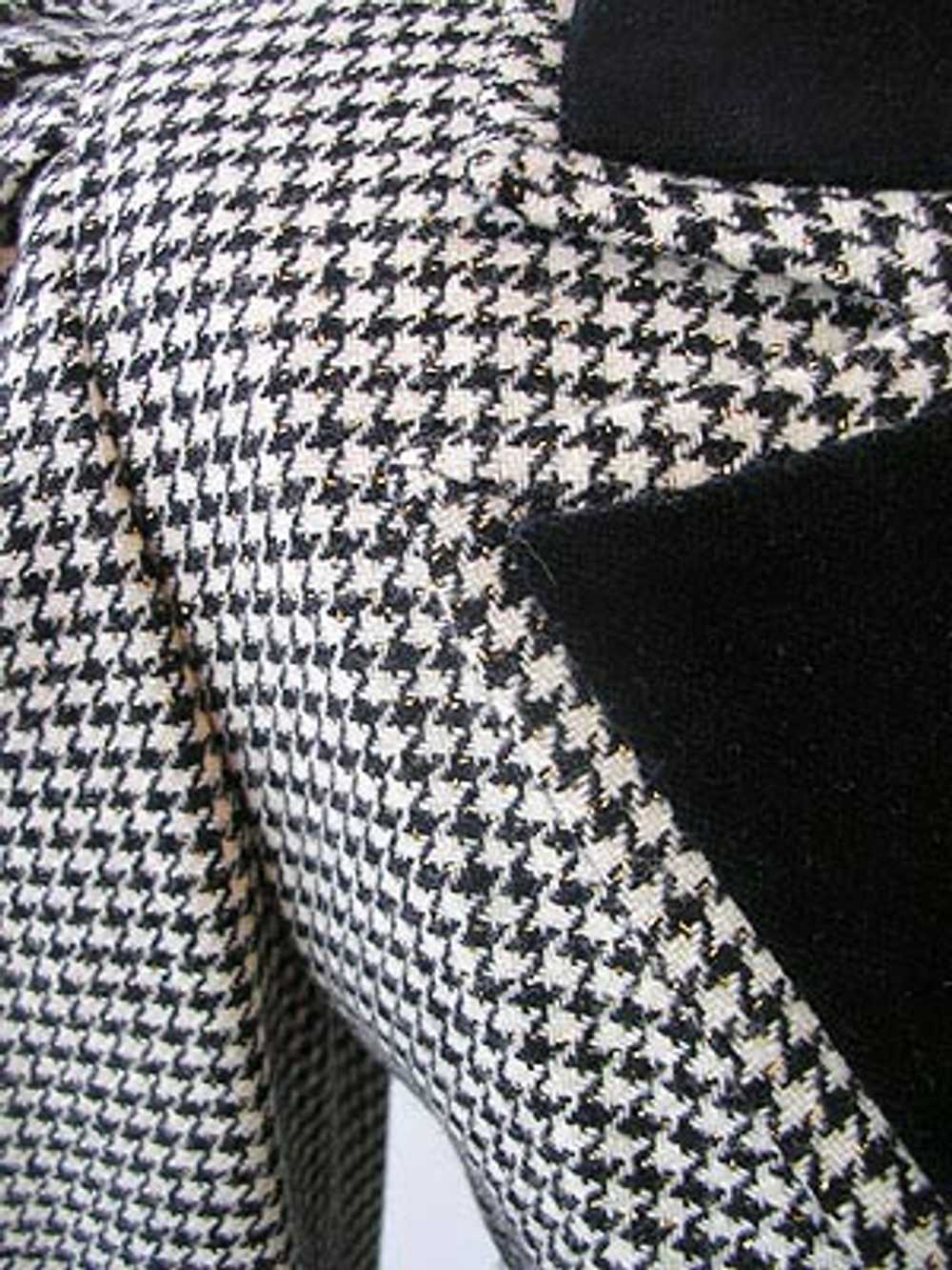 Louis Feraud wool & velvet suit - image 4