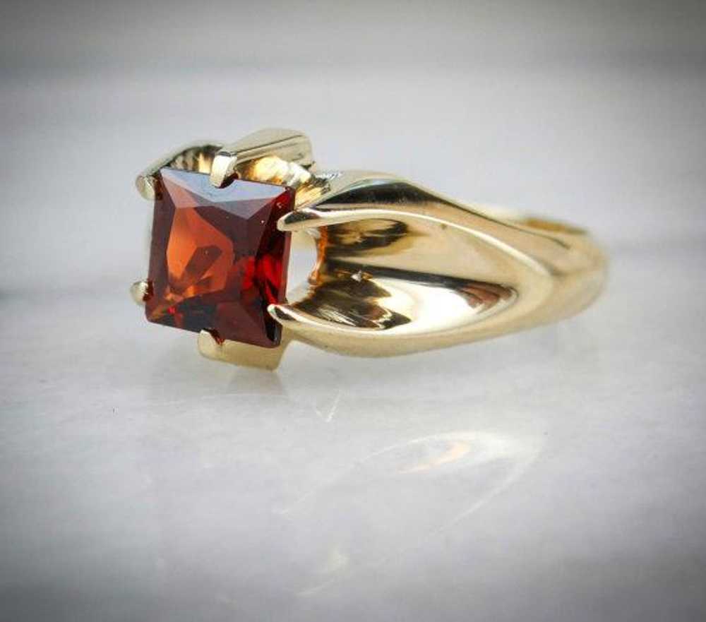 Red Square Garnet e Men's or Ladies Vintage Ring,… - image 1