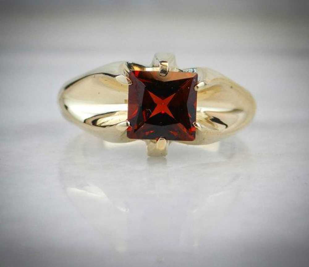 Red Square Garnet e Men's or Ladies Vintage Ring,… - image 2