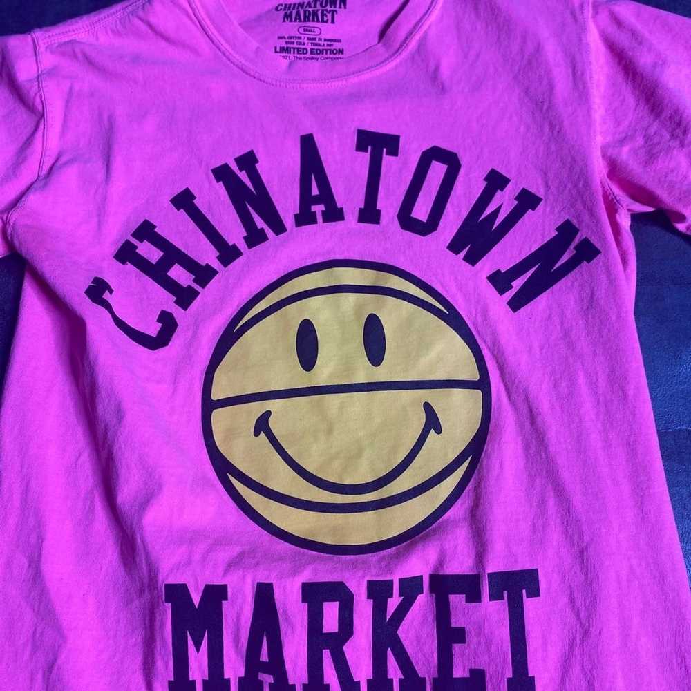 Market Chinatown market tee. - image 3