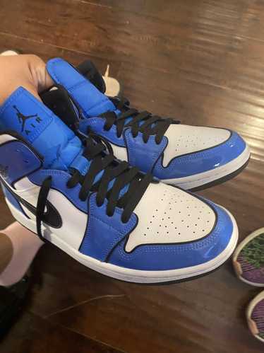 Jordan Brand Jordan 1 Mid Signal Blue