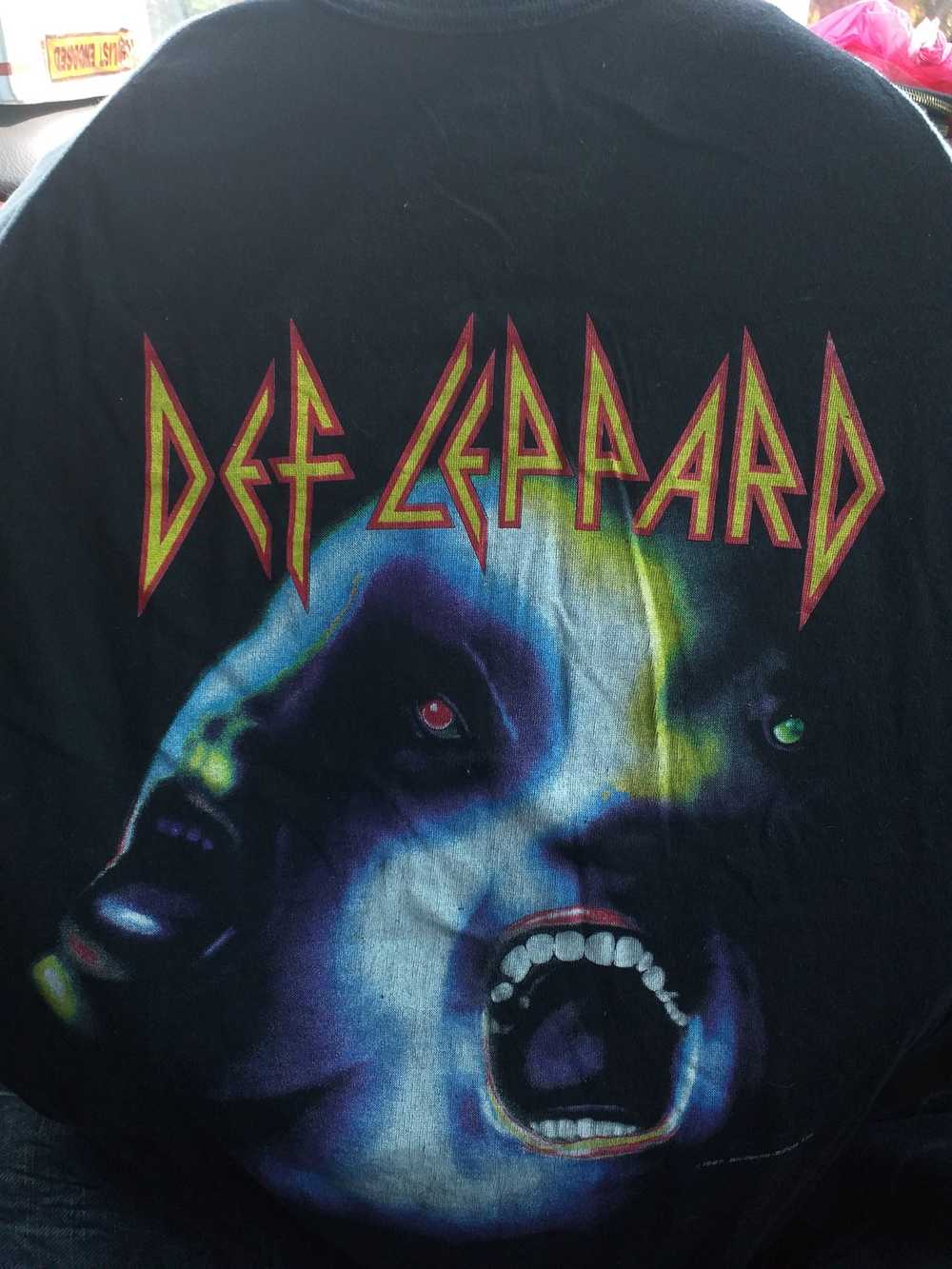 Tour Tee VTG Def Leppard - "Hysteria" 3Q Raglan T… - image 2