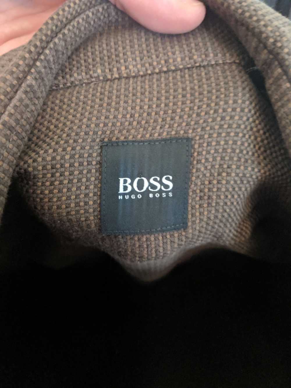 Hugo Boss Brown woven knit logo shirt - image 5