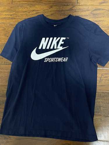 Nike Nike Sportswear Tee