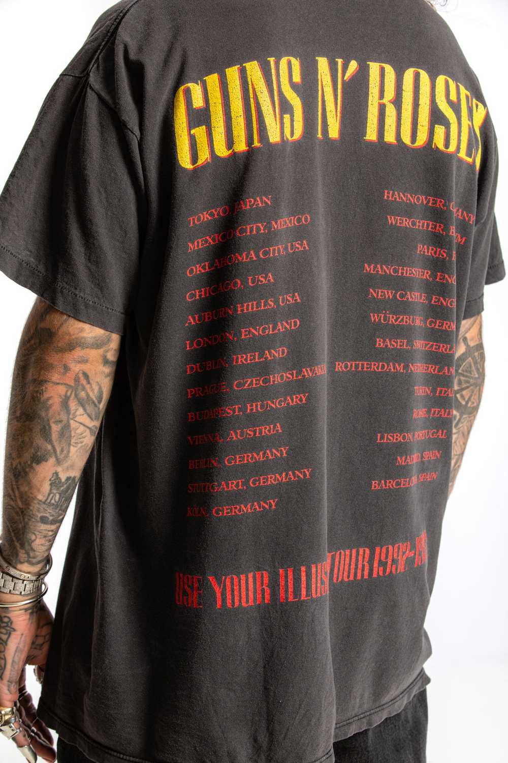 1992-93 Guns n' Roses World Tour Use Your Illusio… - image 2