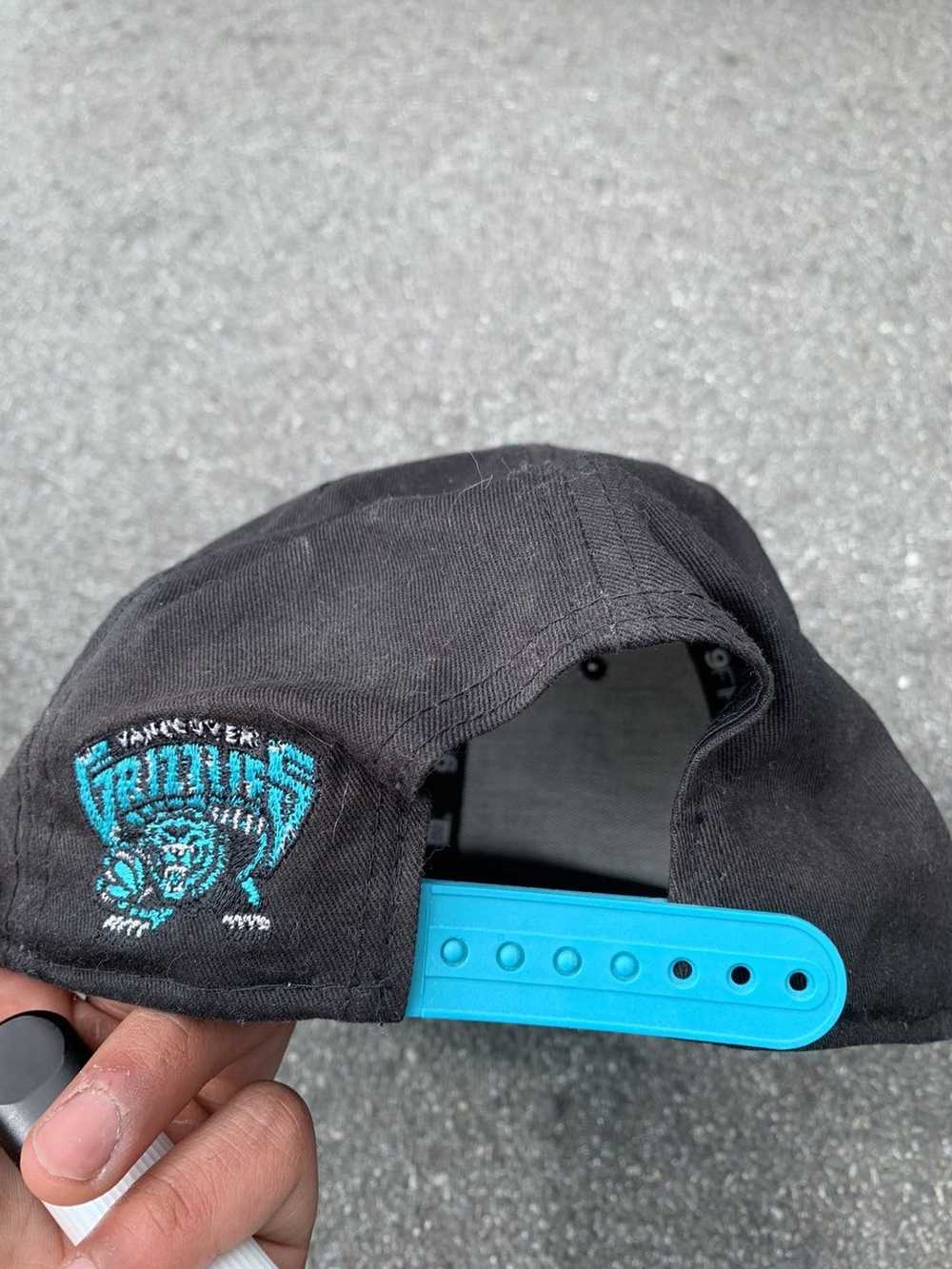 New Era × Vintage Vancouver Grizzlies Hardwood Cl… - image 3