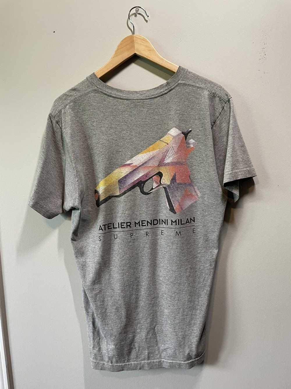 Supreme mendini outlet gun tee