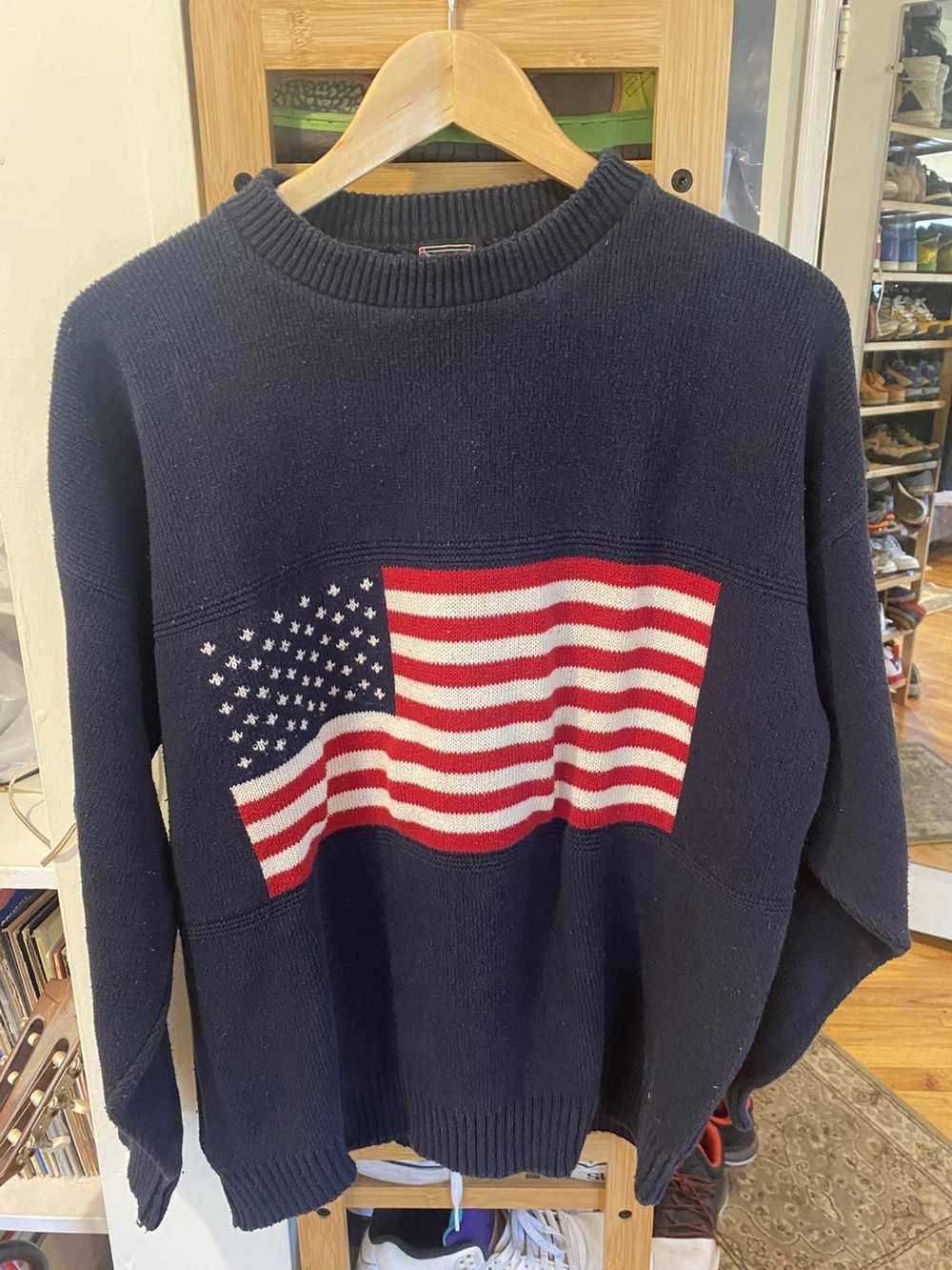 Vintage Vintage Retriever Heavy Knit USA Flag Swe… - image 1