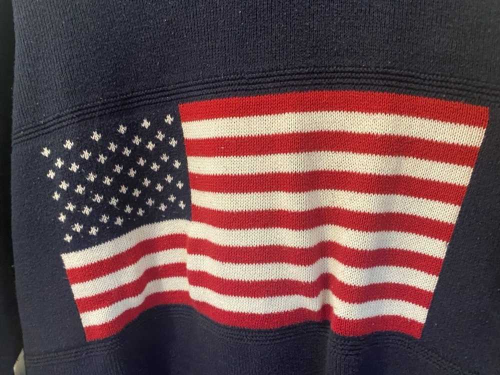 Vintage Vintage Retriever Heavy Knit USA Flag Swe… - image 2