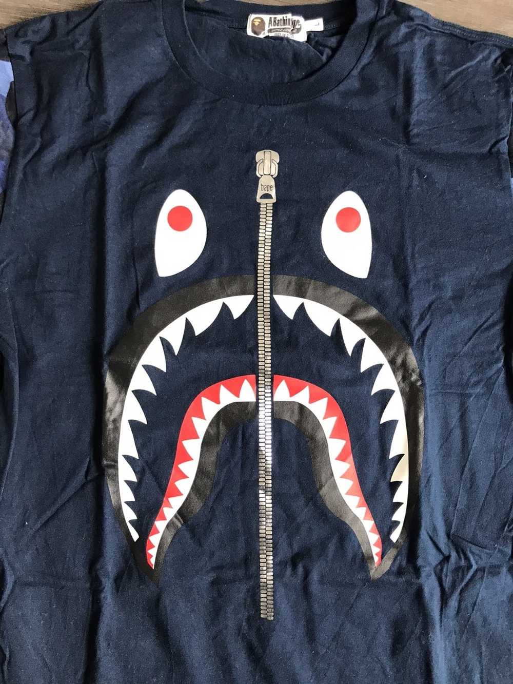 Bape Bape shark logo camo - image 2