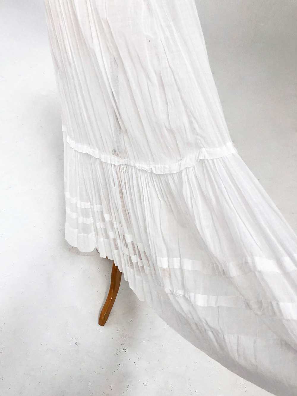 Victorian White Cotton Dress - image 4
