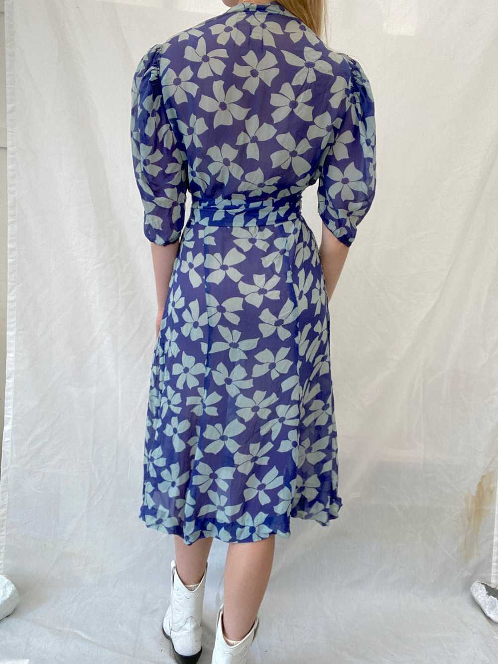 Blue Floral Print Chiffon Dress with Puffed Sleev… - image 8