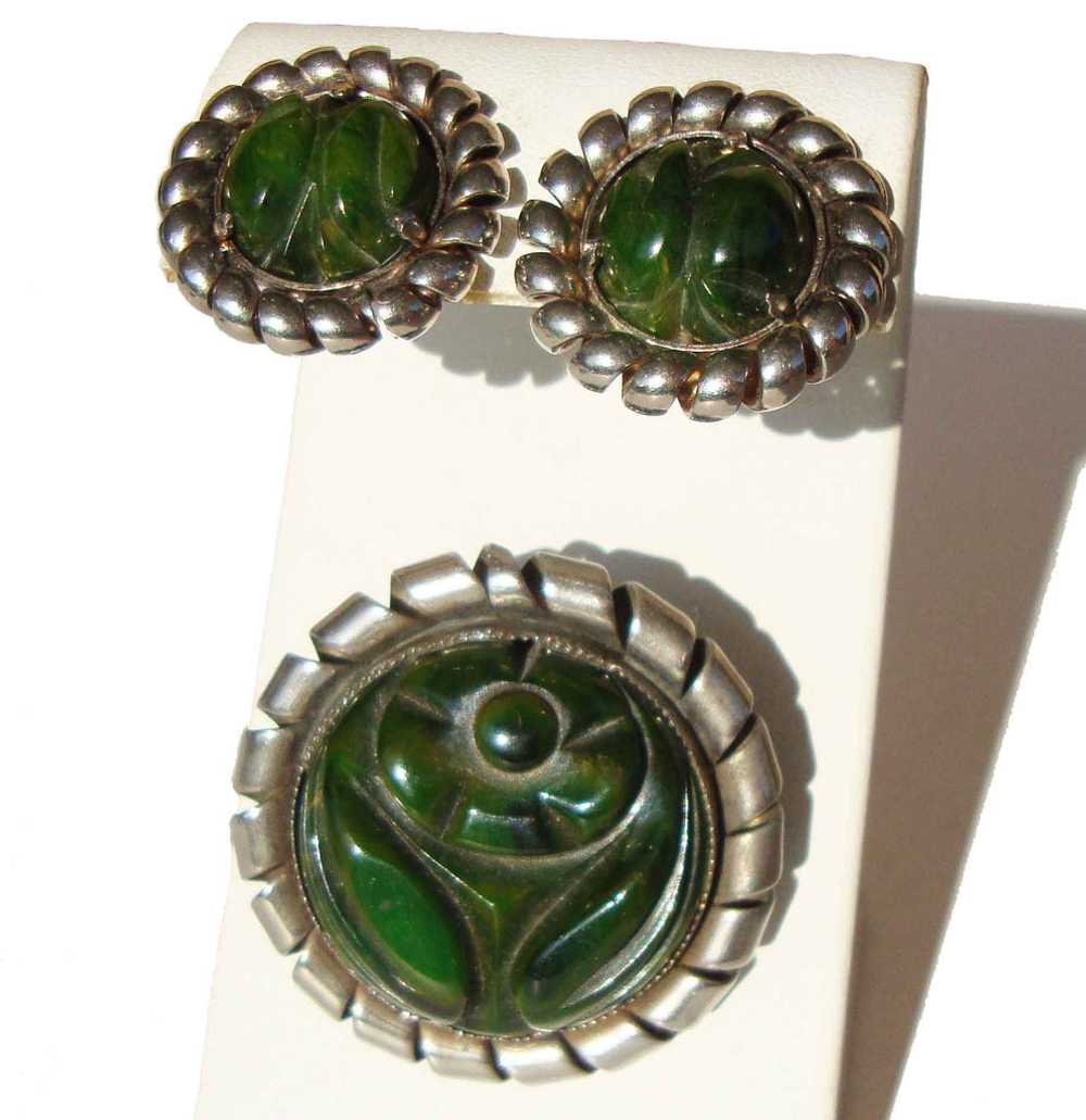 Vintage Bakelite & Chrome Demi-Parure Brooch Earr… - image 2