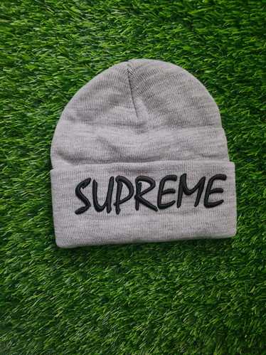 Beanie Supreme Blue size L International in Polyester - 12010732
