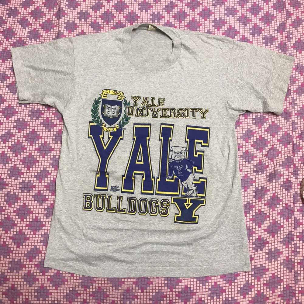 Vintage Vintage Yale University Bulldogs T Shirt - image 1