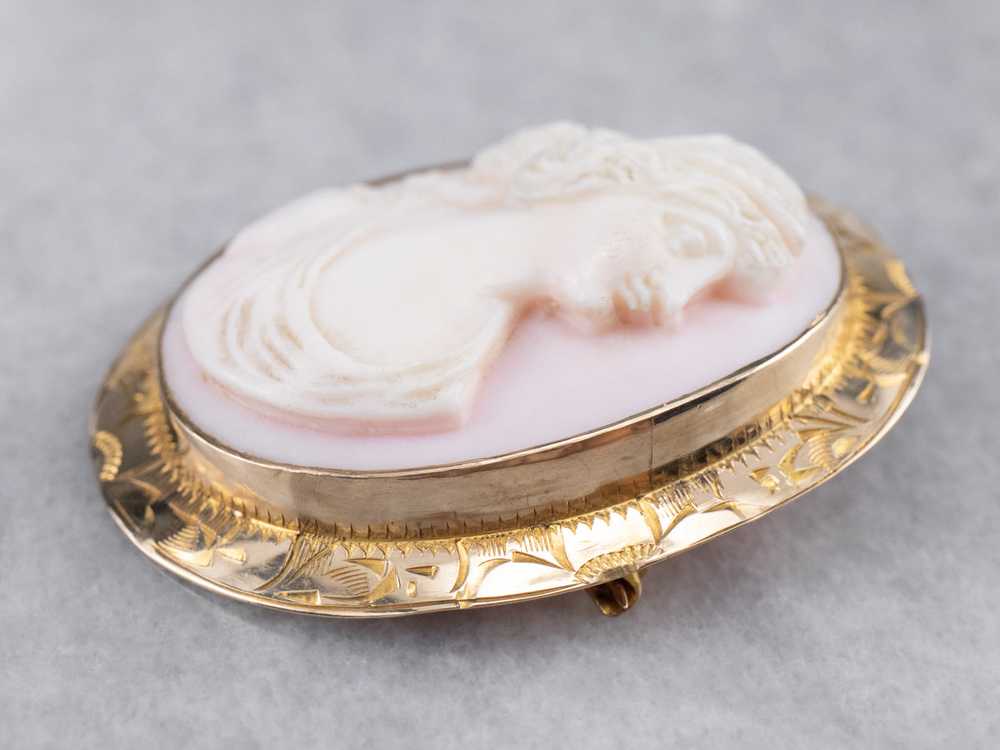 Vintage Pink Shell Cameo Brooch - image 4