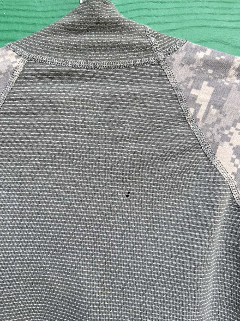 Military × Vintage Long sleeve digi camo athletic… - image 3