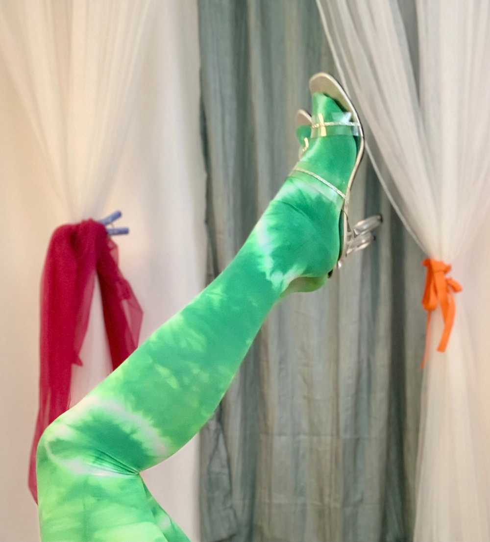 Recycled Slime tie dye tights - image 4