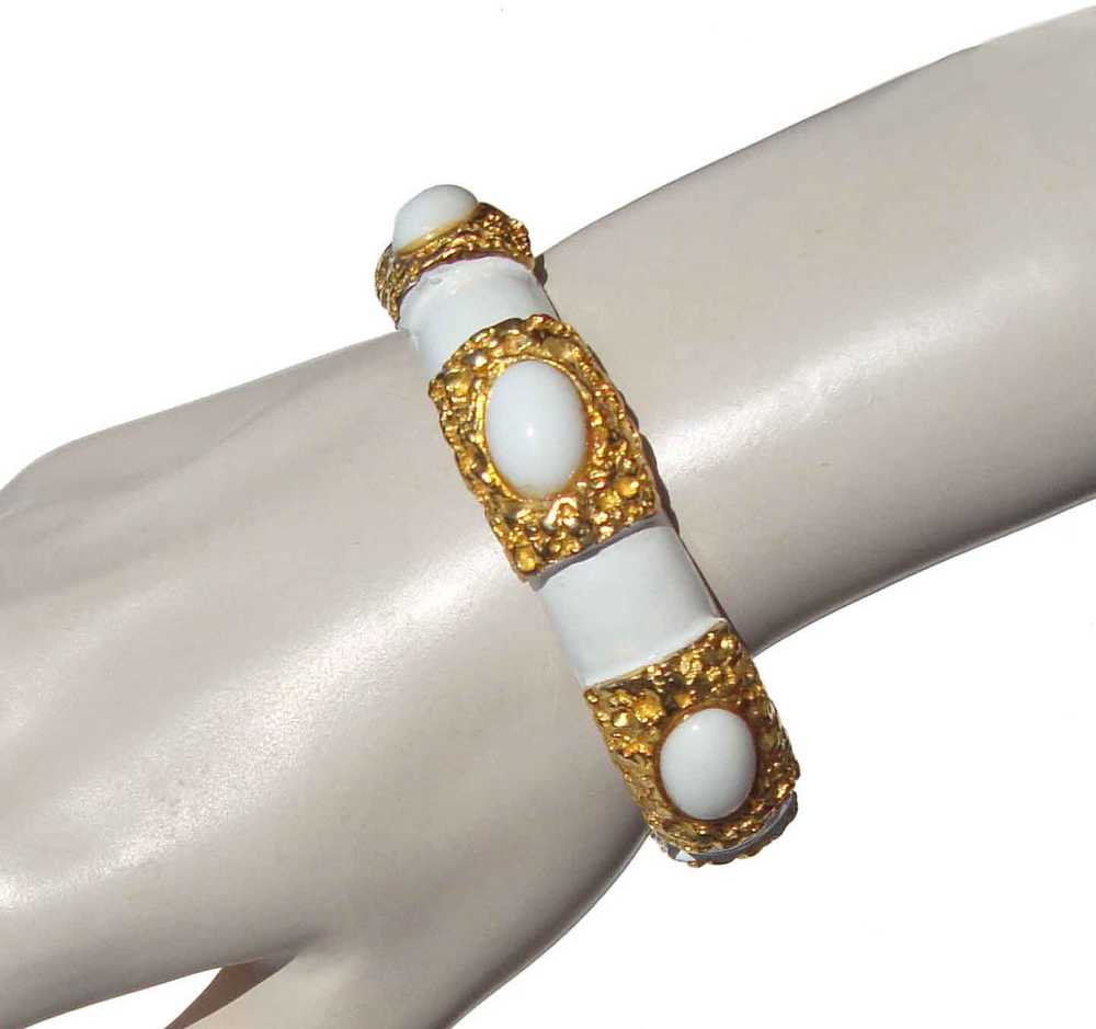 Vintage 60s Mod Clamper White Gold Enameled Brace… - image 1