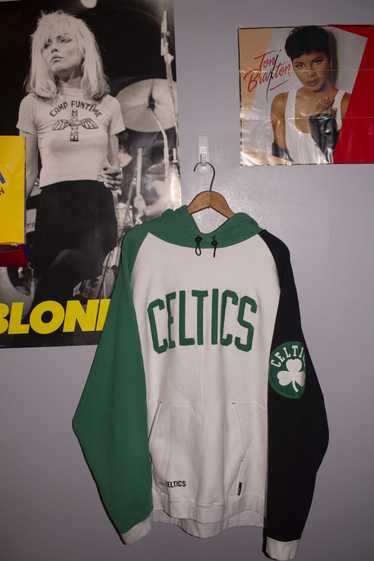 NBA × Vintage Y2K Boston Celtics Two-Tone Embroide