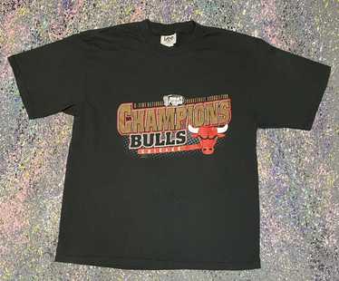 Vintage 90s Champion Reverse Weave Chicago Bulls Sweatshirt. XL — TopBoy