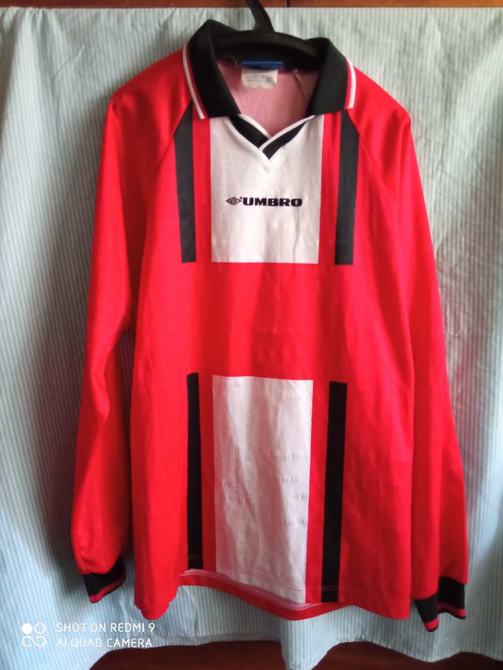 Sportswear × Vintage Umbro football shirt 90s - image 1