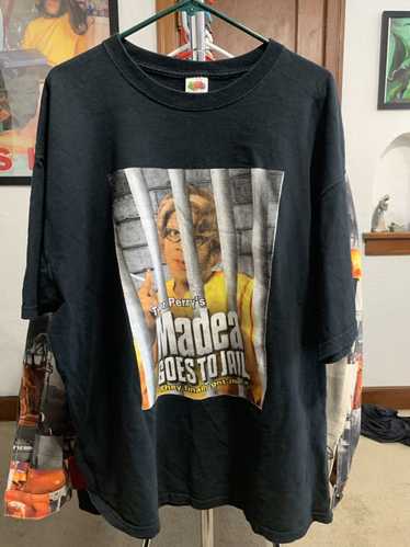 Streetwear TYLER PERRY MADEA GOES TO JAIL shirt x… - image 1
