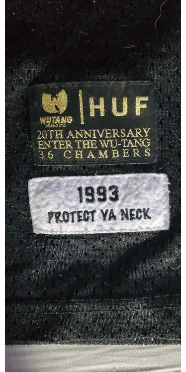 Huf Huf- Wu tang clan "protect ya neck"