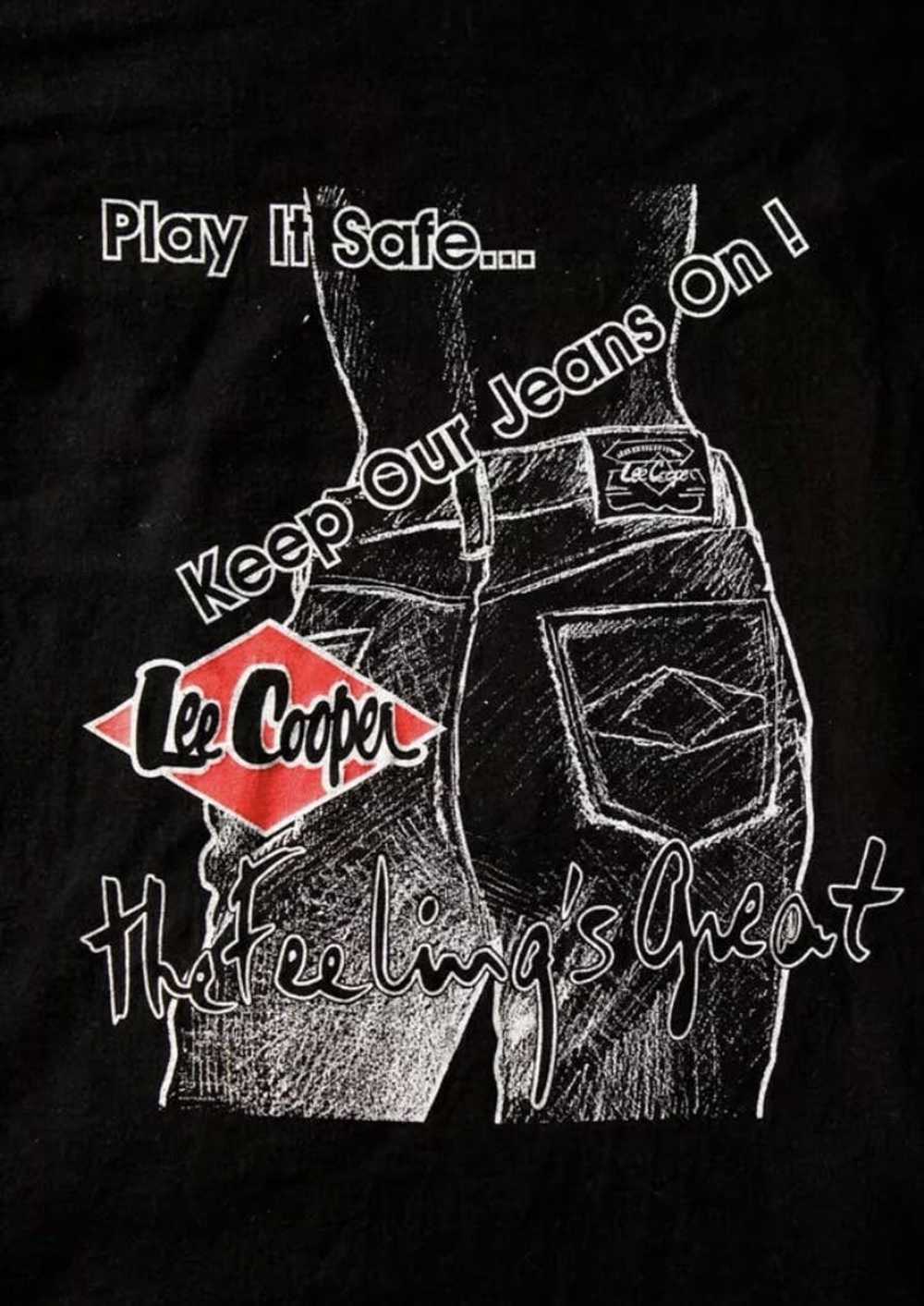 Cooper × Lee 90s LEE COOPER Jeans Promotional T-S… - image 2