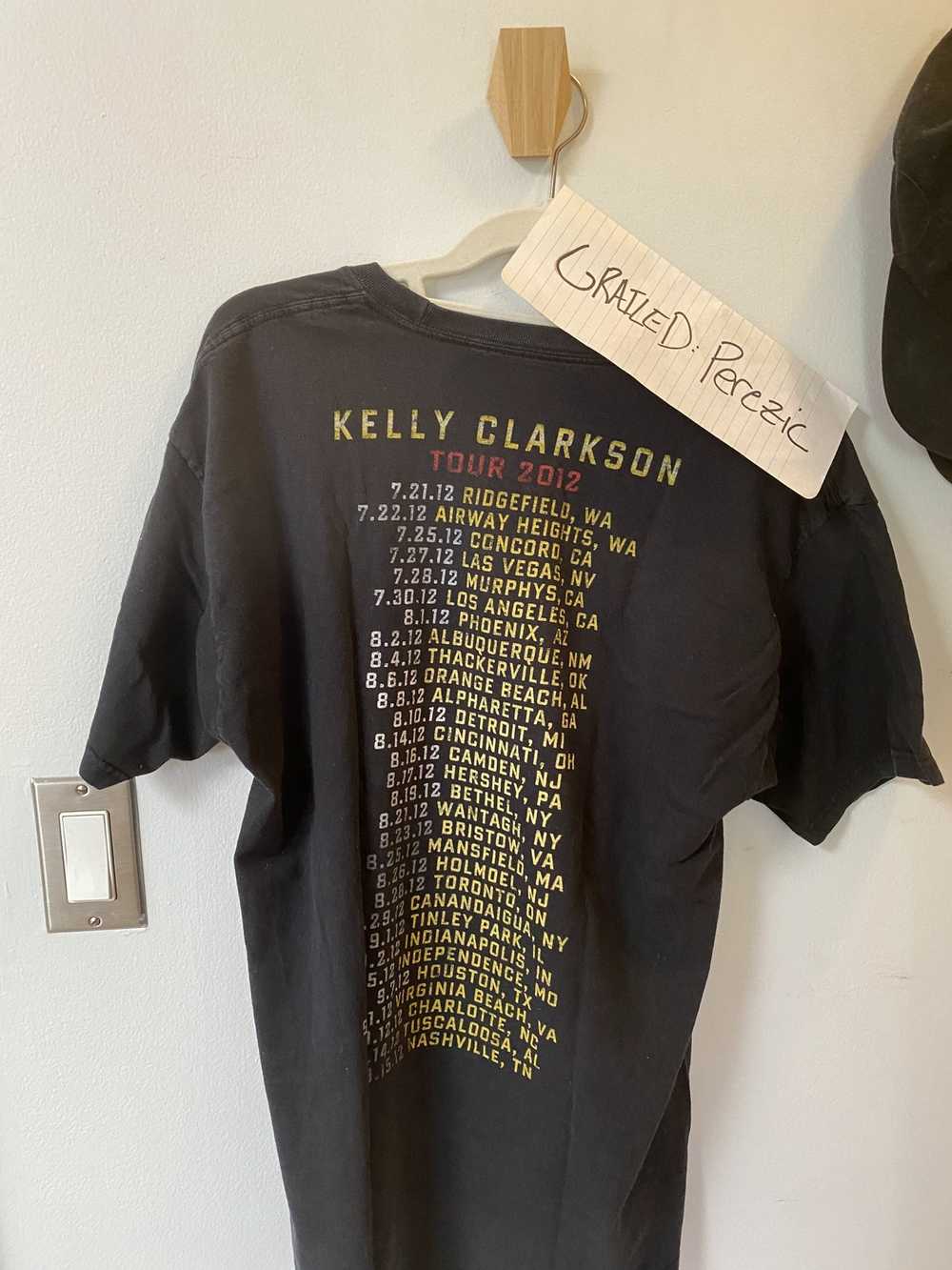 Vintage Kelly Clarkson Tour Shirt - image 3