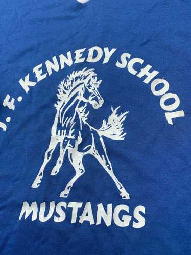 Vintage Vintage 90’s Kennedy Mustang pin strip sle