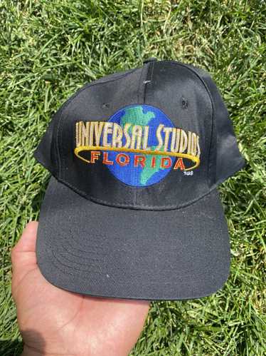 Universal Studios × Vintage Vintage universal stud