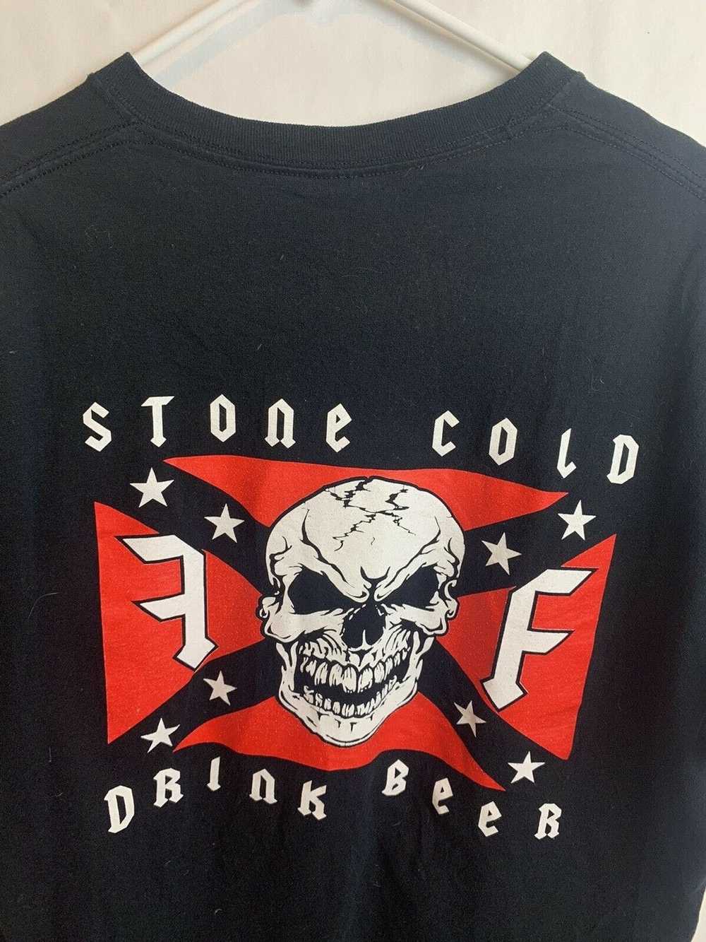 Gildan Vintage Stone Beer Flag Black Shirt WWE Ta… - image 5