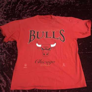 From Paris with ❤️  Legendary Chicago Bulls Gear