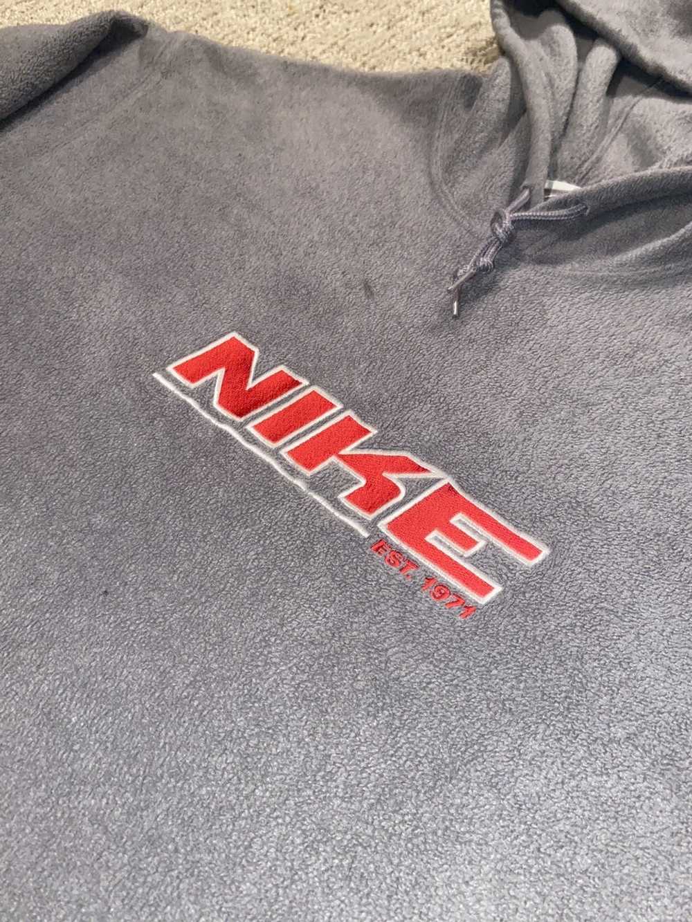 Nike 90’s Nike sweatshirt - image 3